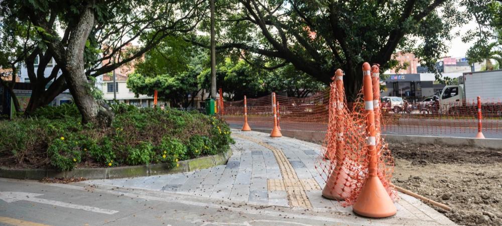 La Avenida Jardín y el Segundo Parque de Laureles se renuevan con una inversión de $9.028 millones